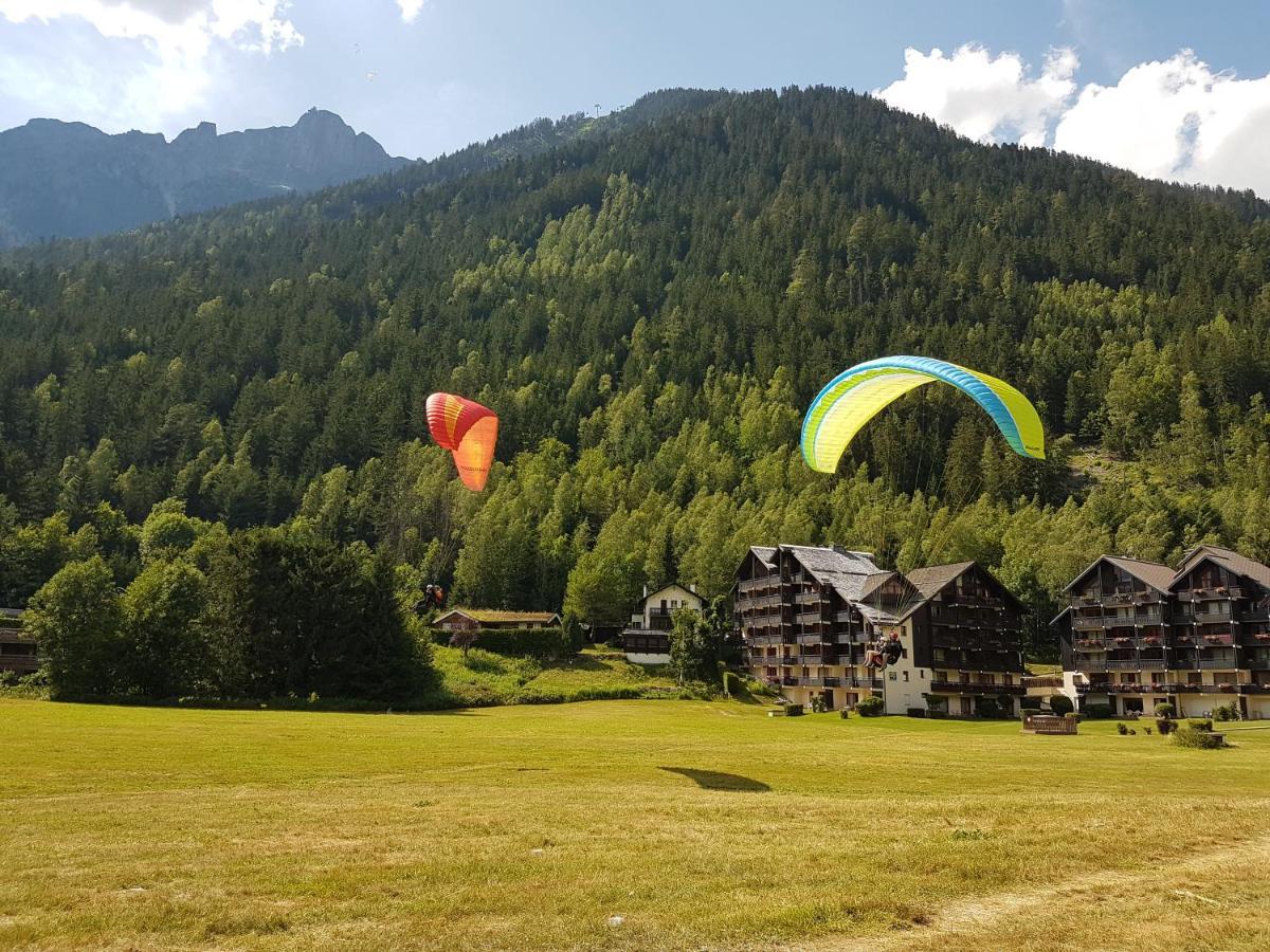 Vue Montblanc Magique En Centre-Ville Avec Parking Chamonix Eksteriør bilde