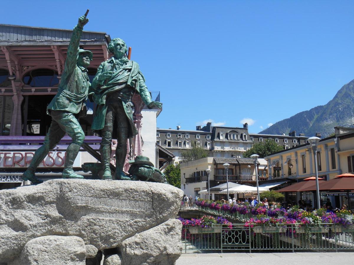 Vue Montblanc Magique En Centre-Ville Avec Parking Chamonix Eksteriør bilde